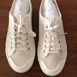 Tretorn women’s tournament net cream sneakers size 9